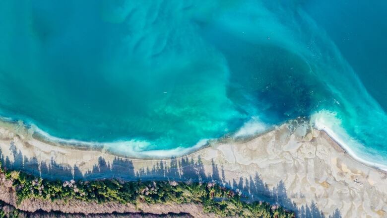 Turquoise waters seen from above.