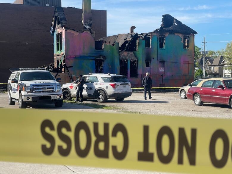 Windsor police are investigation an overnight fire at an abandoned building on Ouellette Avenue.